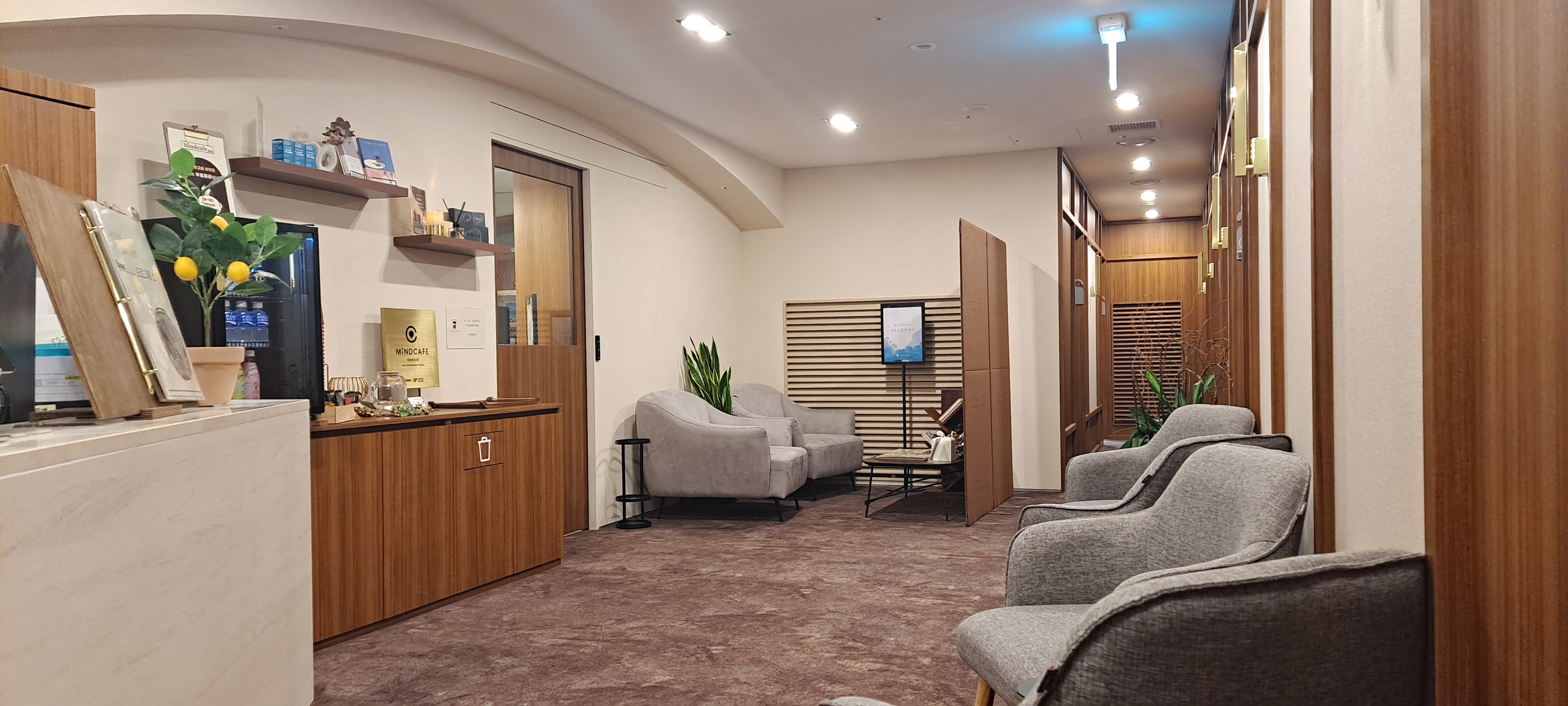 마인드카페 용산센터 리셉션 전경