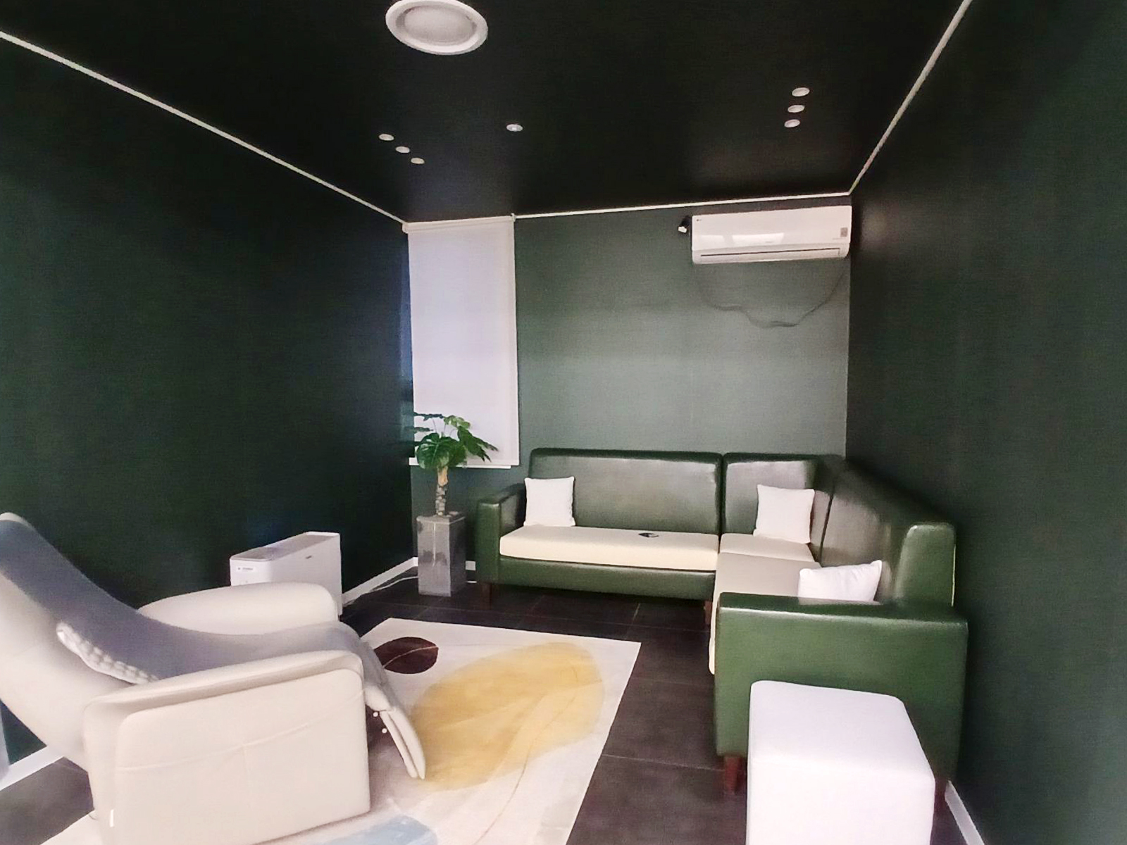 마인드카페 부산수영센터 리셉션 전경