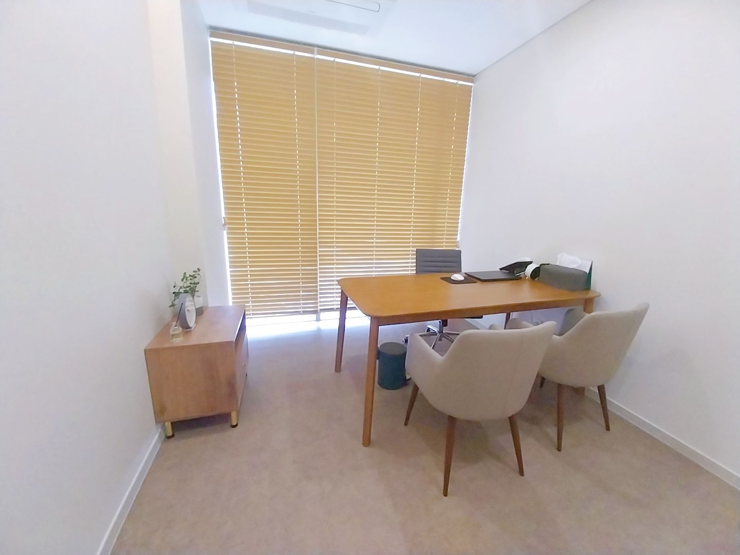 마인드카페 강남신논현밝음센터 리셉션 전경